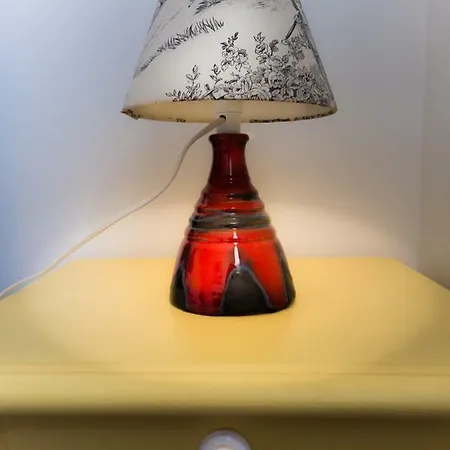 Le De La Faiencerie *